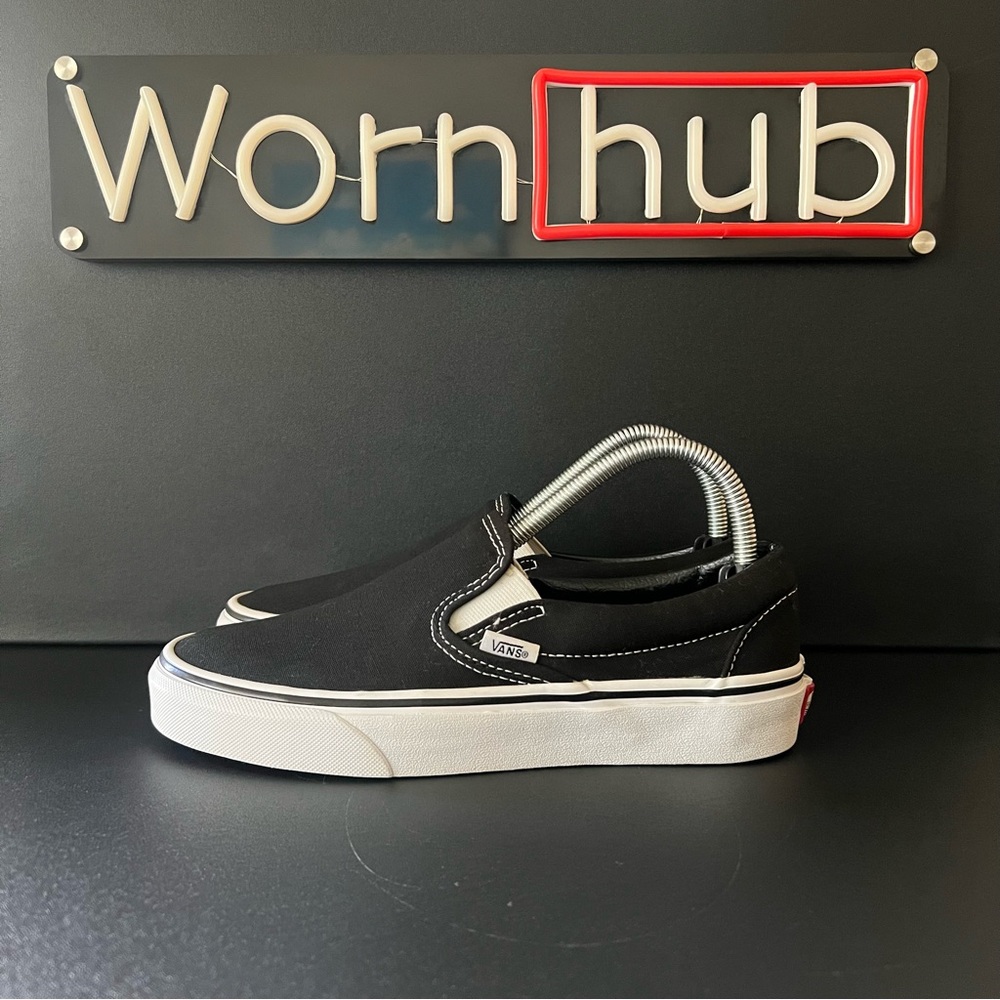 Vans Classic Slip-On Shoes • 721565 • Black/White Canvas • Women’s Size 8